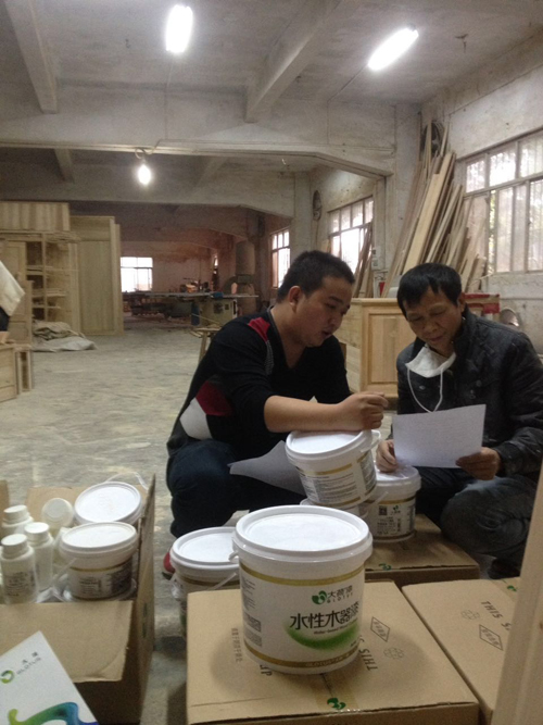 大荷漆“高服务”助力元凯家具厂把握水性漆涂装未来！