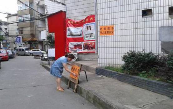 外墙用瓷砖好还是涂料好？