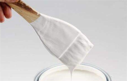 白色乳胶漆墙面掉白是怎么回事？
